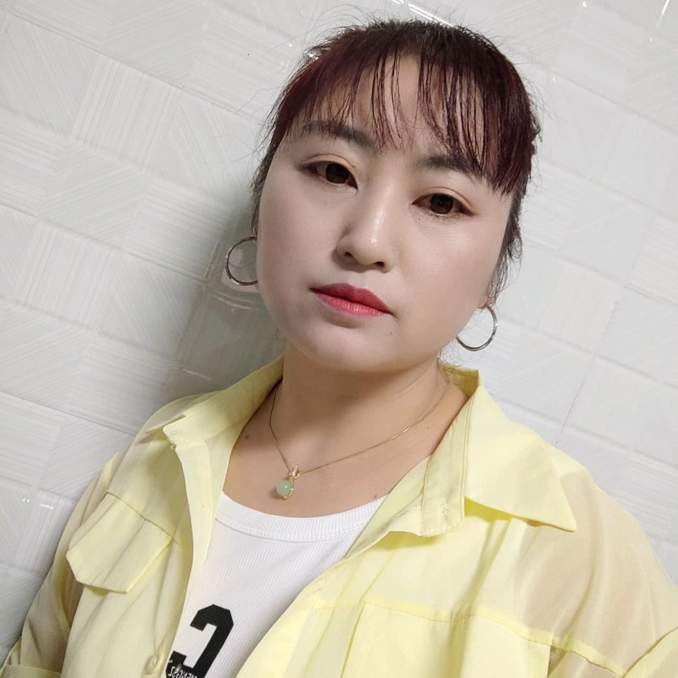 为了你，默默的付出。陳