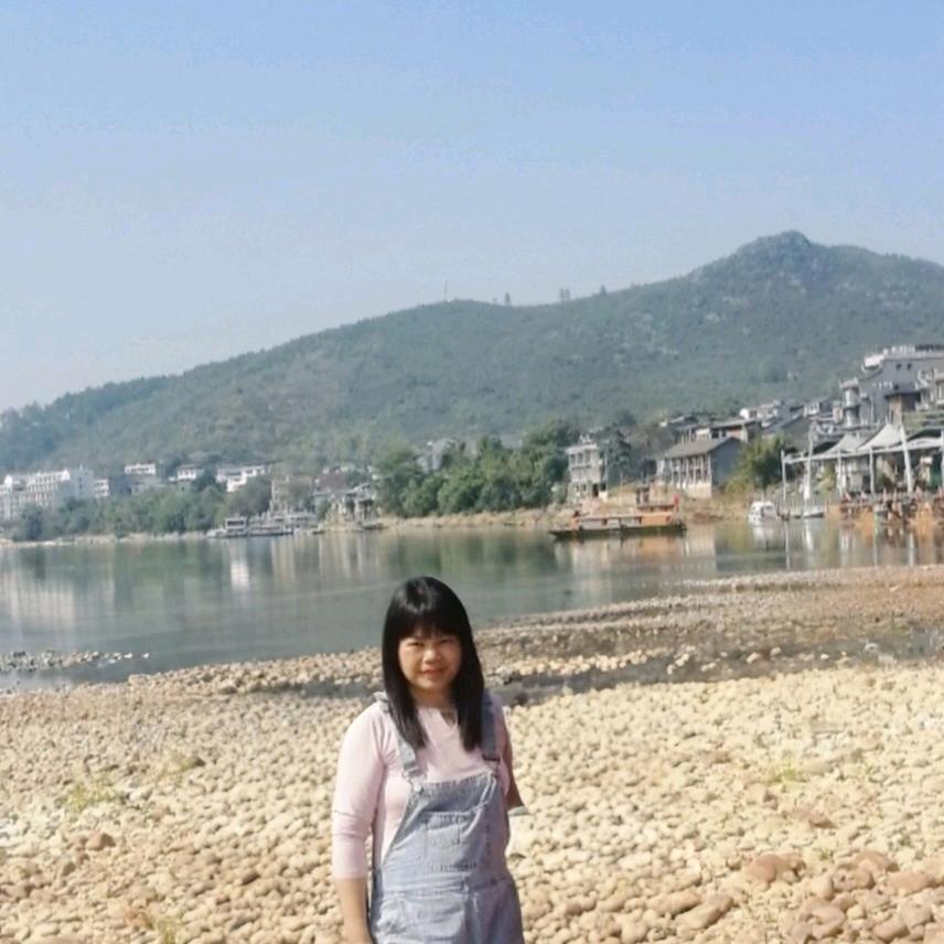 彩君媚