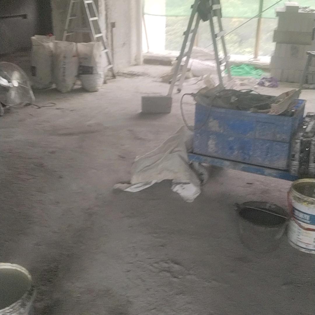 三界~塞跑的内思克