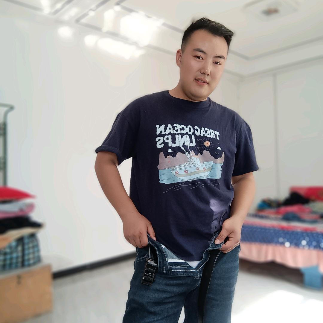 有谁还会💔💔💔在意我流下的眼泪💔