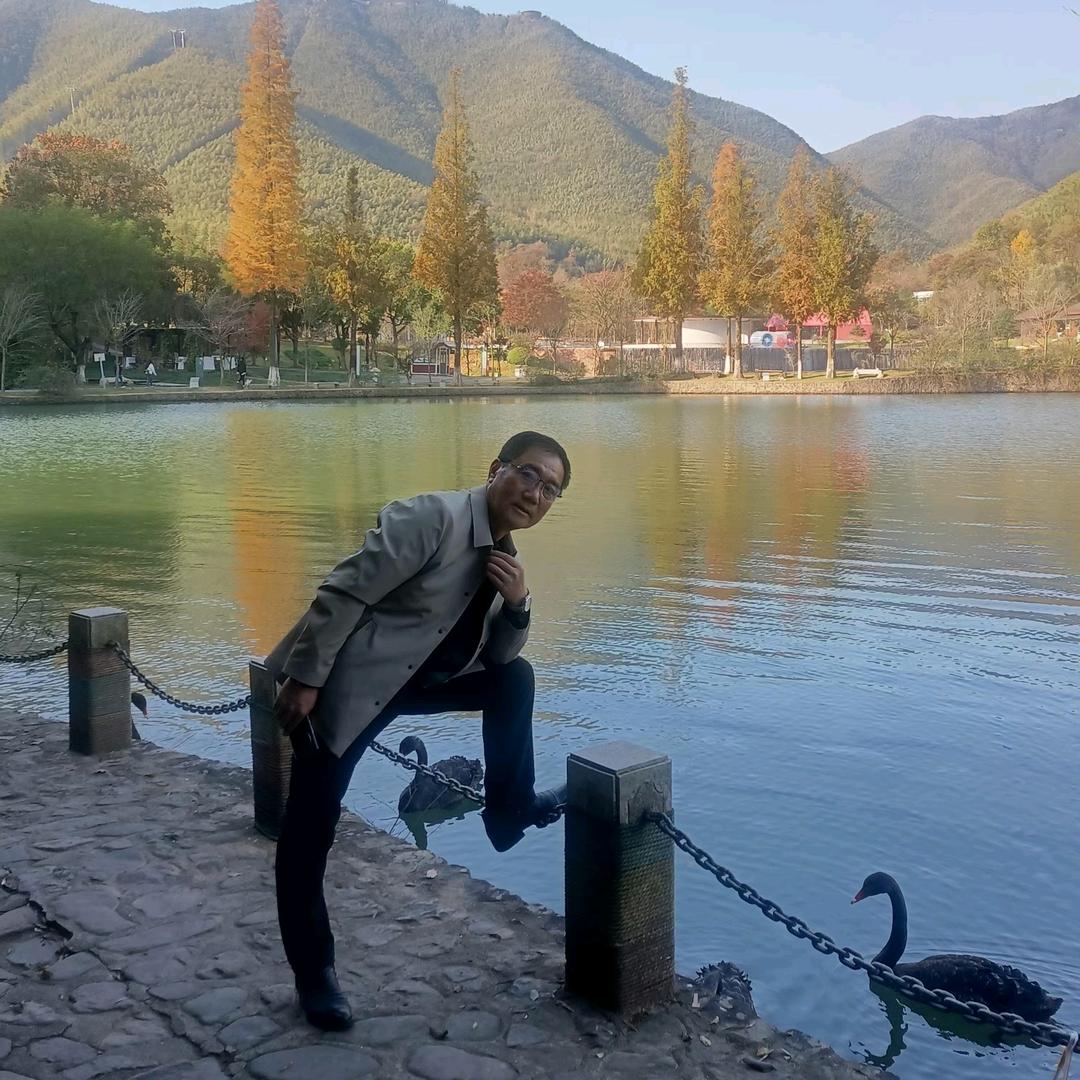 夏煜秀