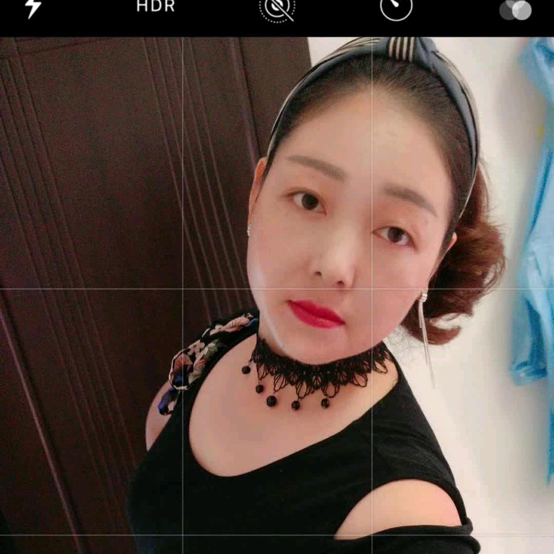 默默无语✨️