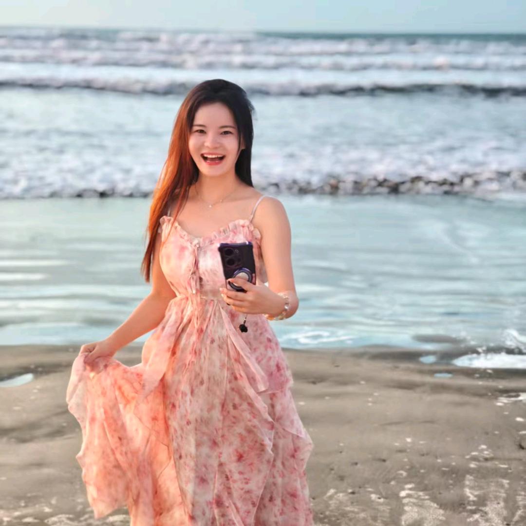 是小晶灵呀