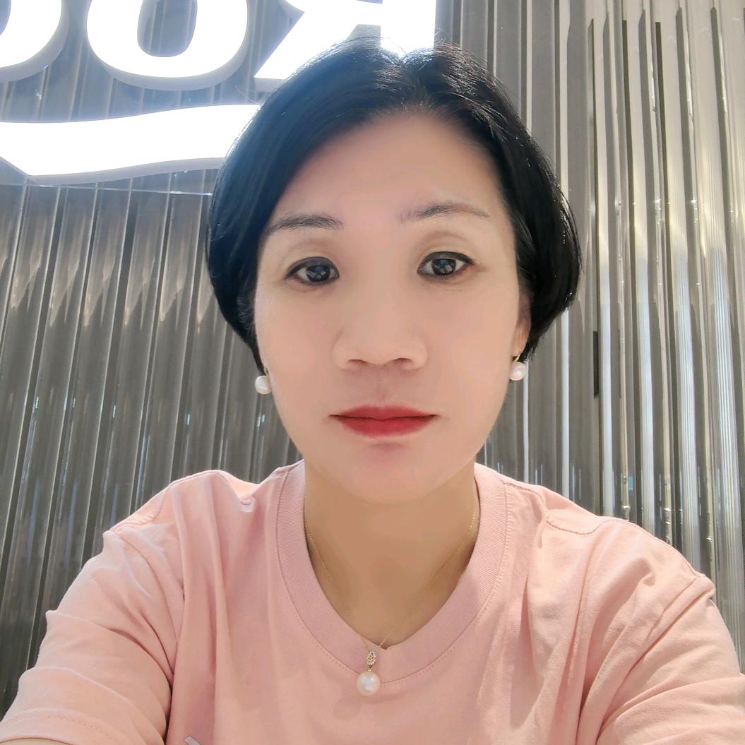 王丽君