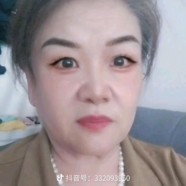 王艳。