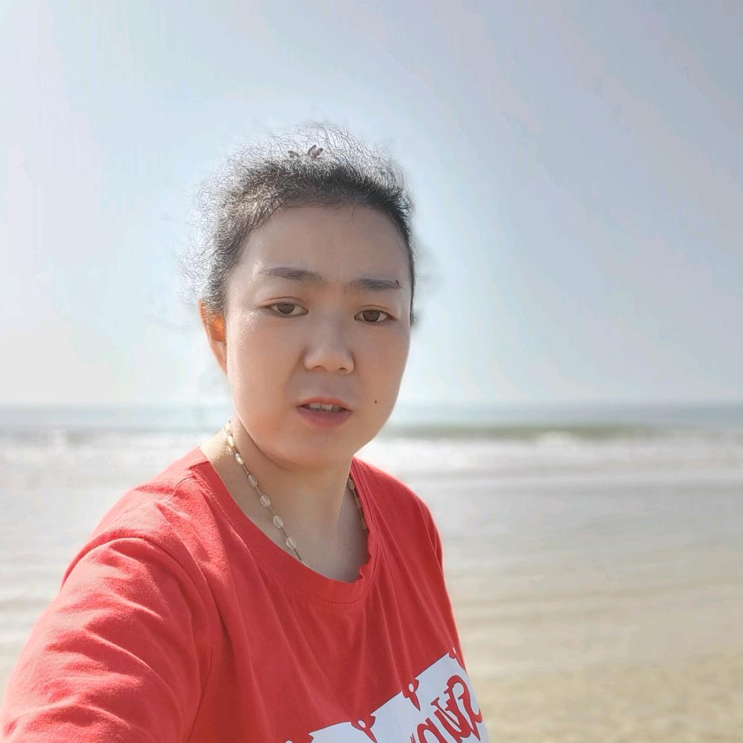 崔洁