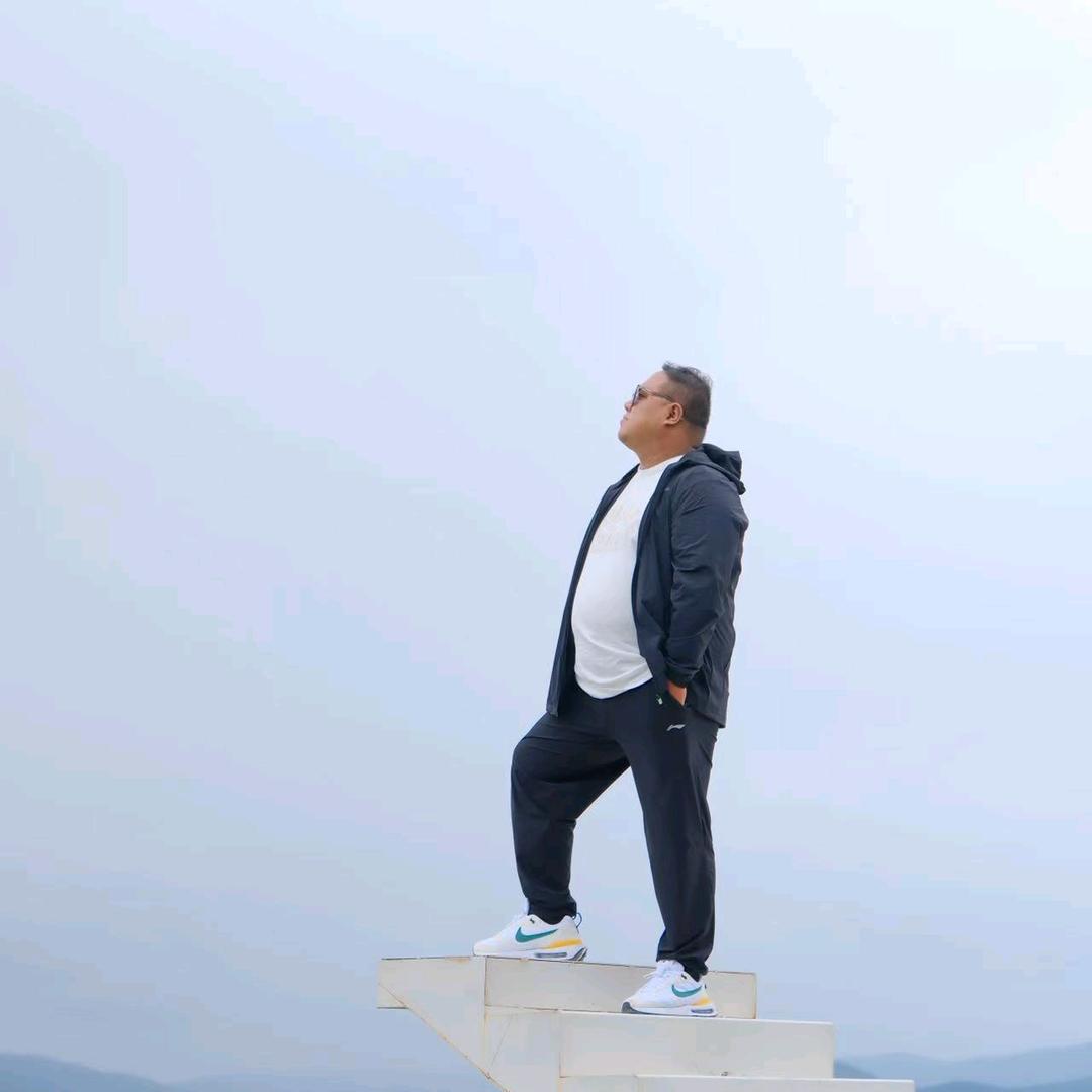 : ღ˘笑敬๑过往๑۶