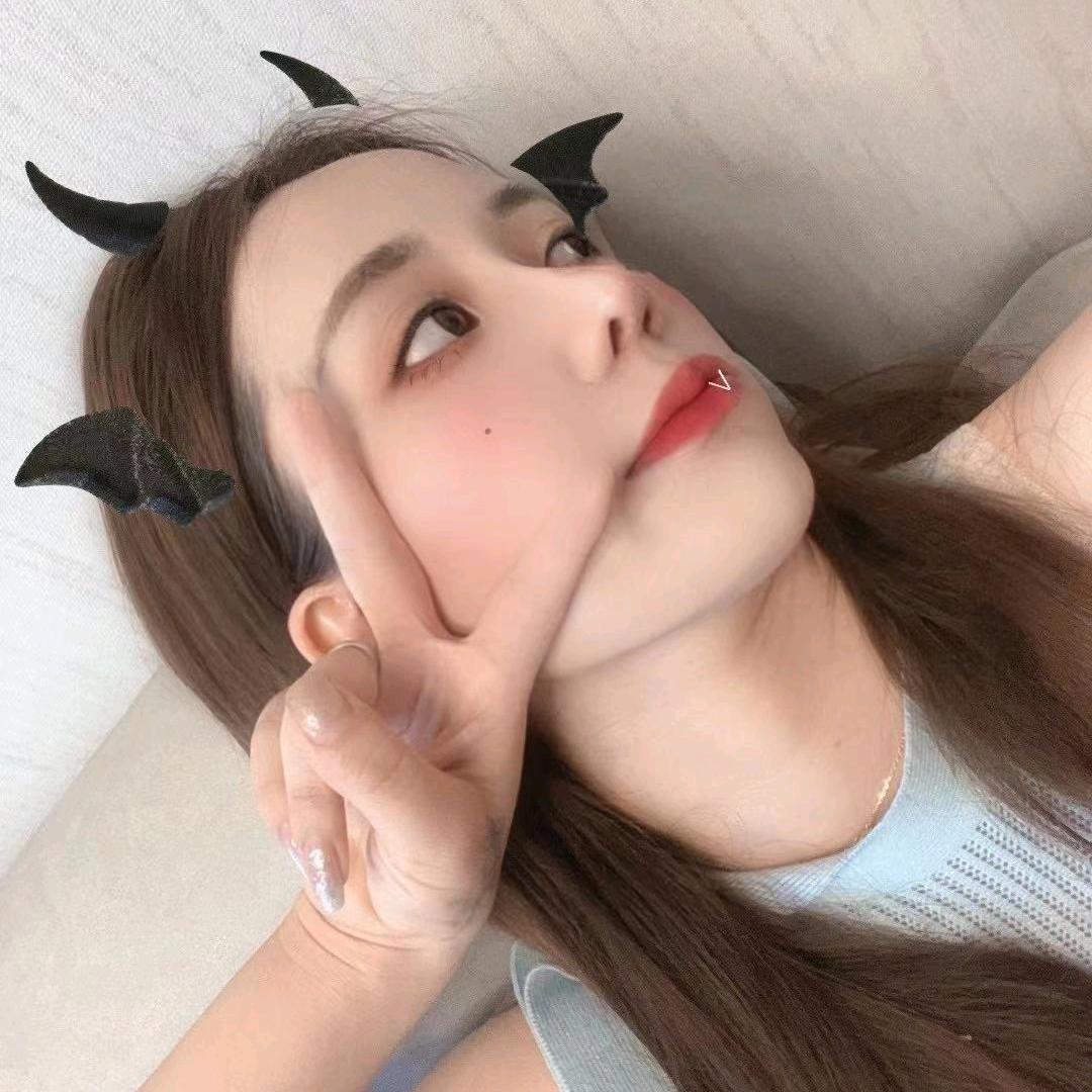 😽
