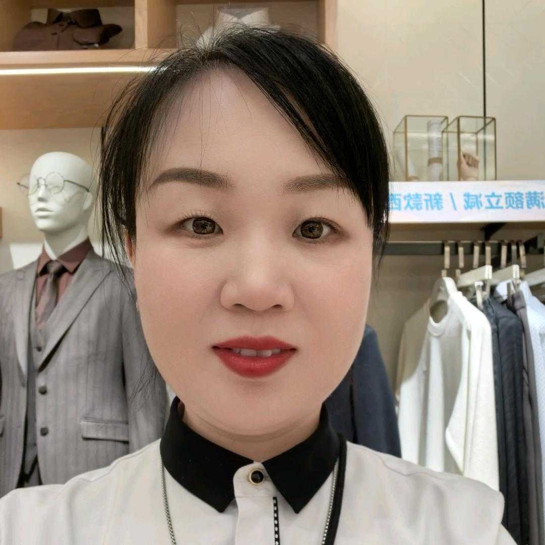武穴万达柒牌郭敏