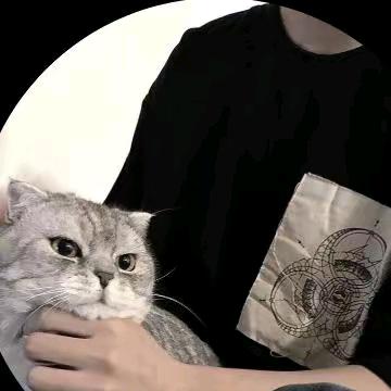 怦然