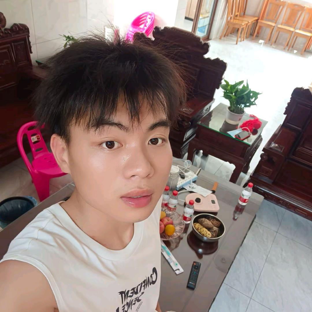 差点长成靓仔
