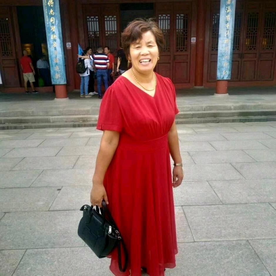 铁娘子早上五点半开播