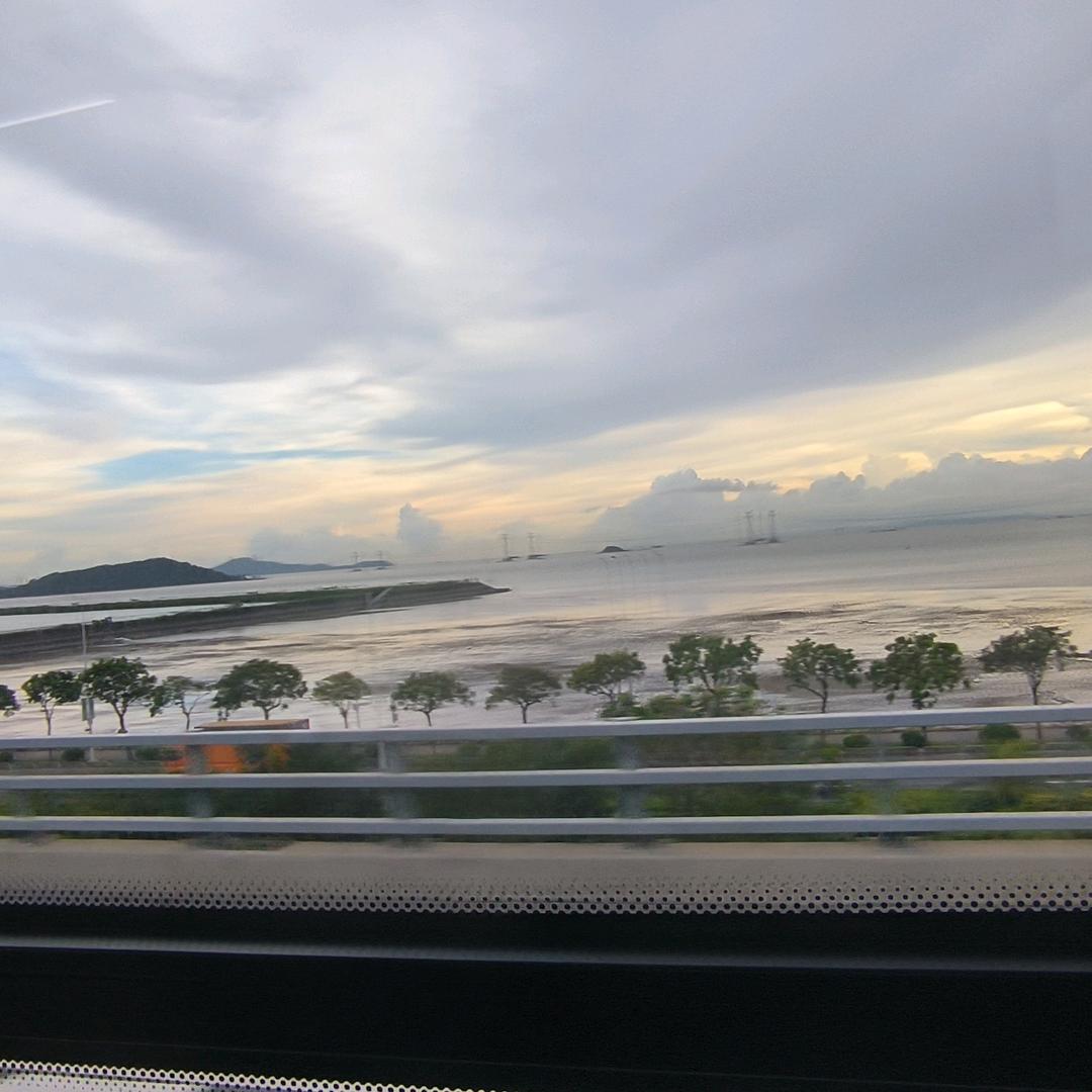 超级无敌暴龙战士