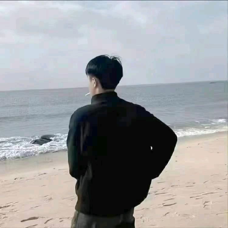 辉