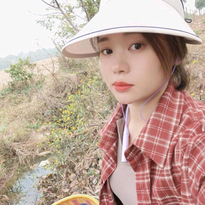 小芳在农村