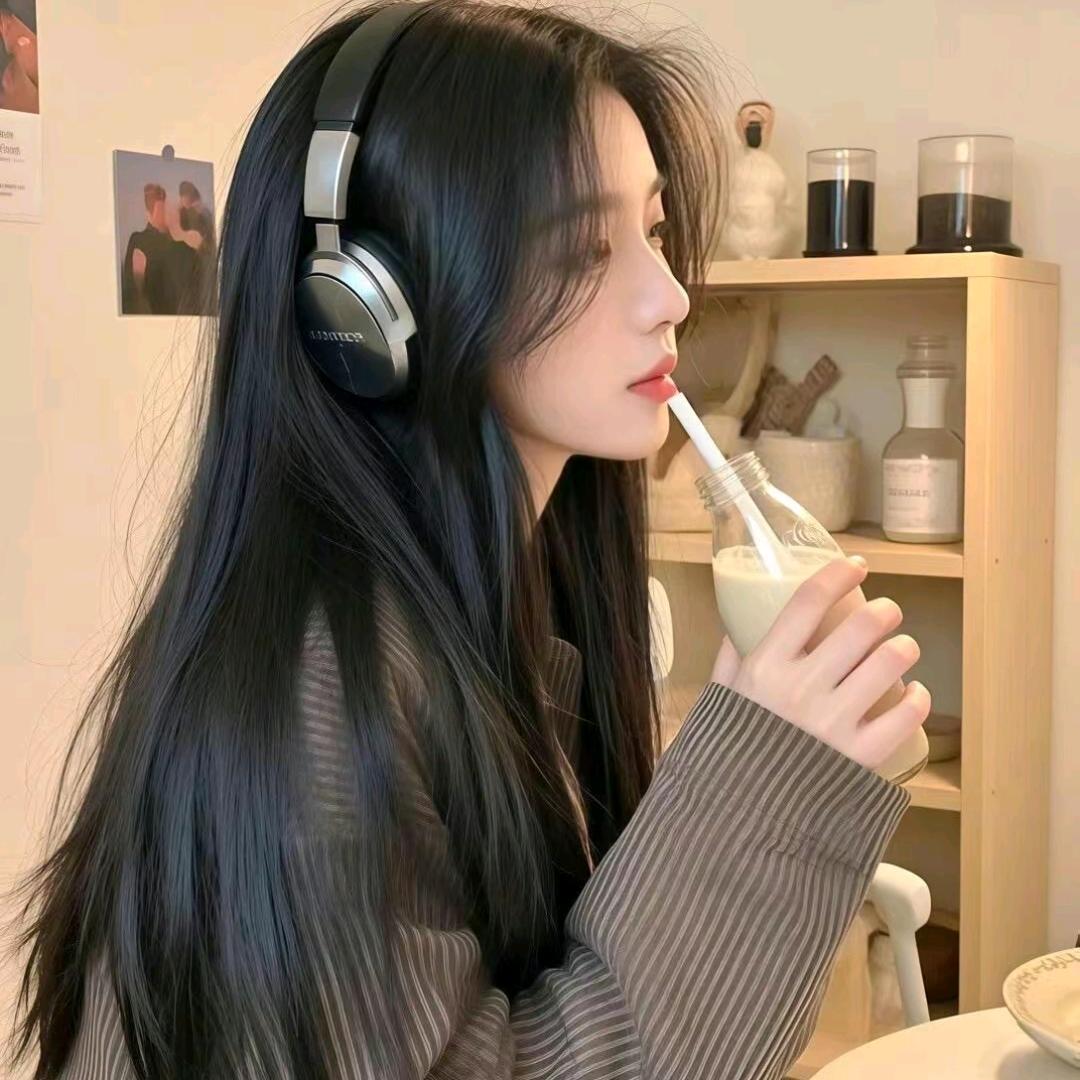 比耶茄子酱✨