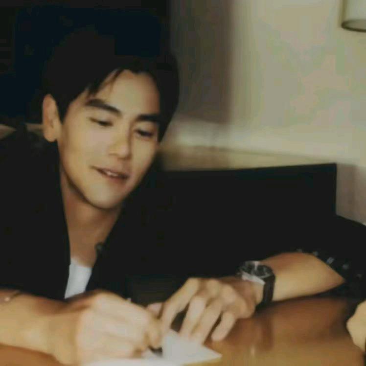 不知道