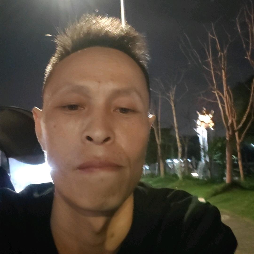 多少人为了生活。