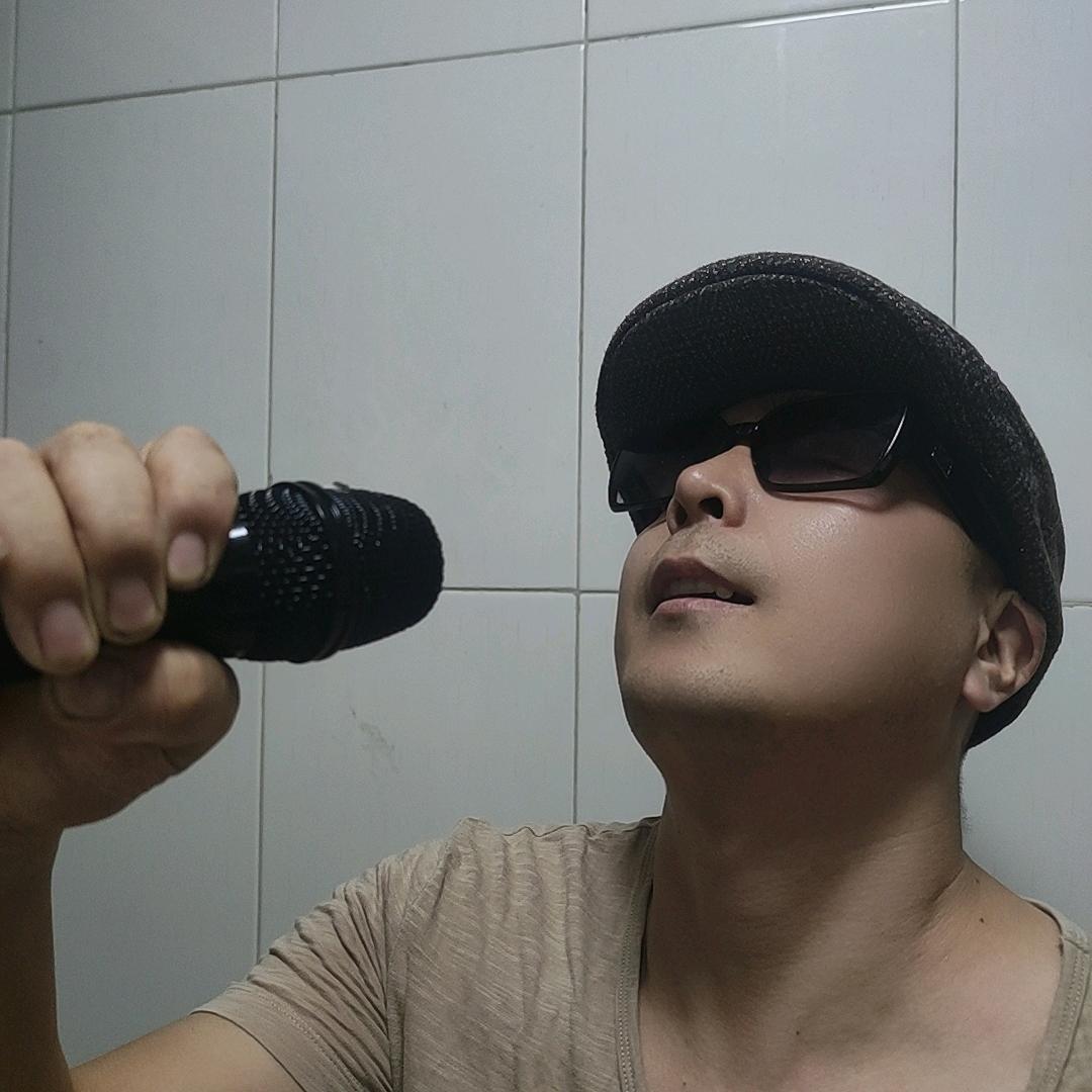 爱唱歌的大叔