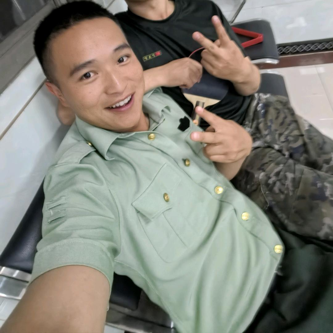 王教官（带训第一人）