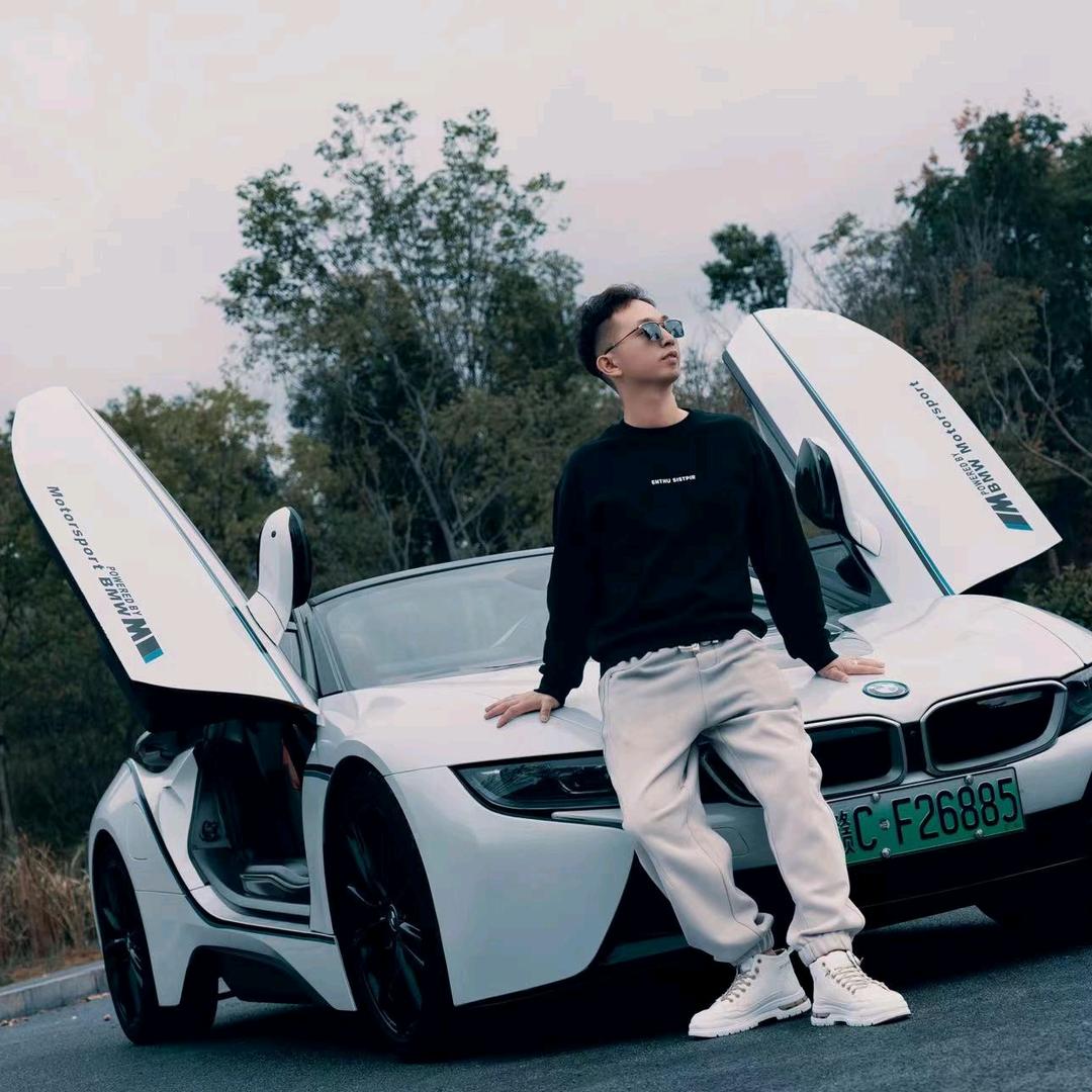 宜春袁兵豪车俱乐部专业婚车车队