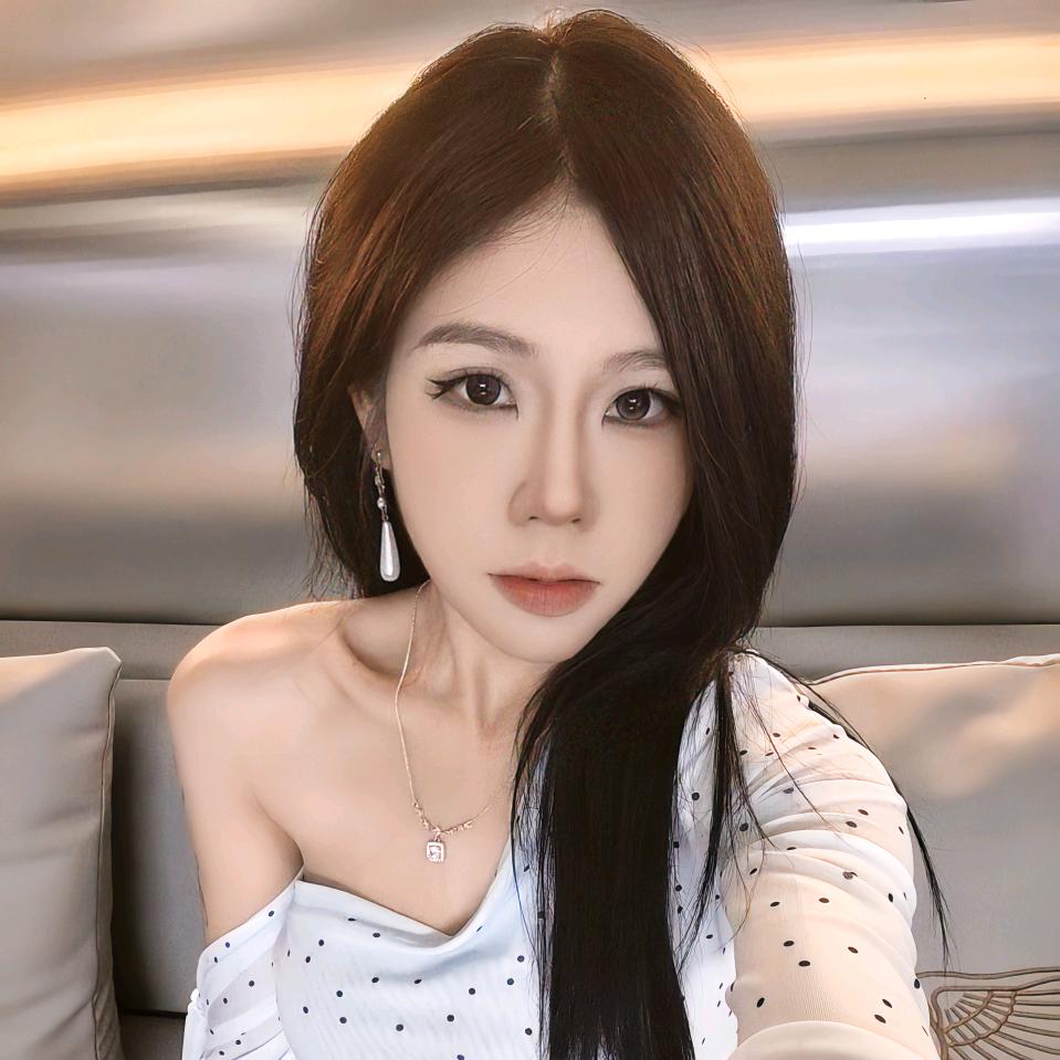 夏夏～爱吃米线💗