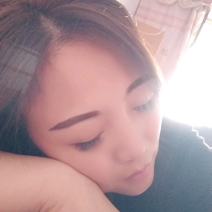 甜甜 （没大哥 拼命播）