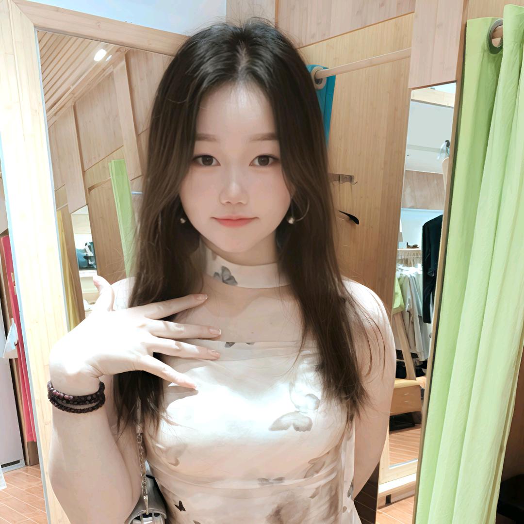 小̊潘̊吖̊💫̊