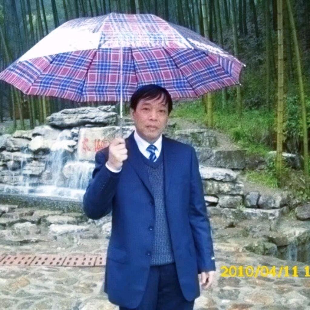 宜兴章氏企业服务：营业执照许可证税务代办