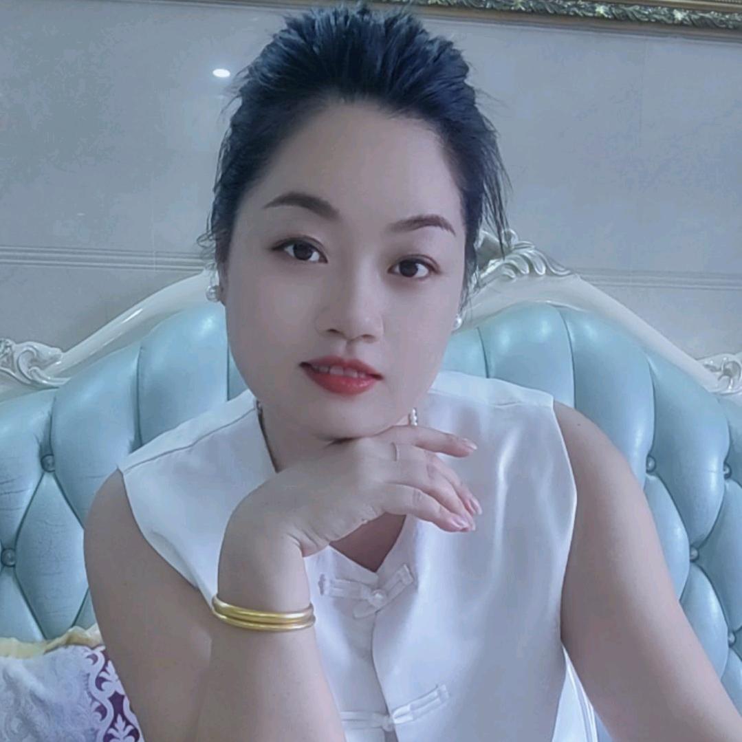 过客百货.橱窗