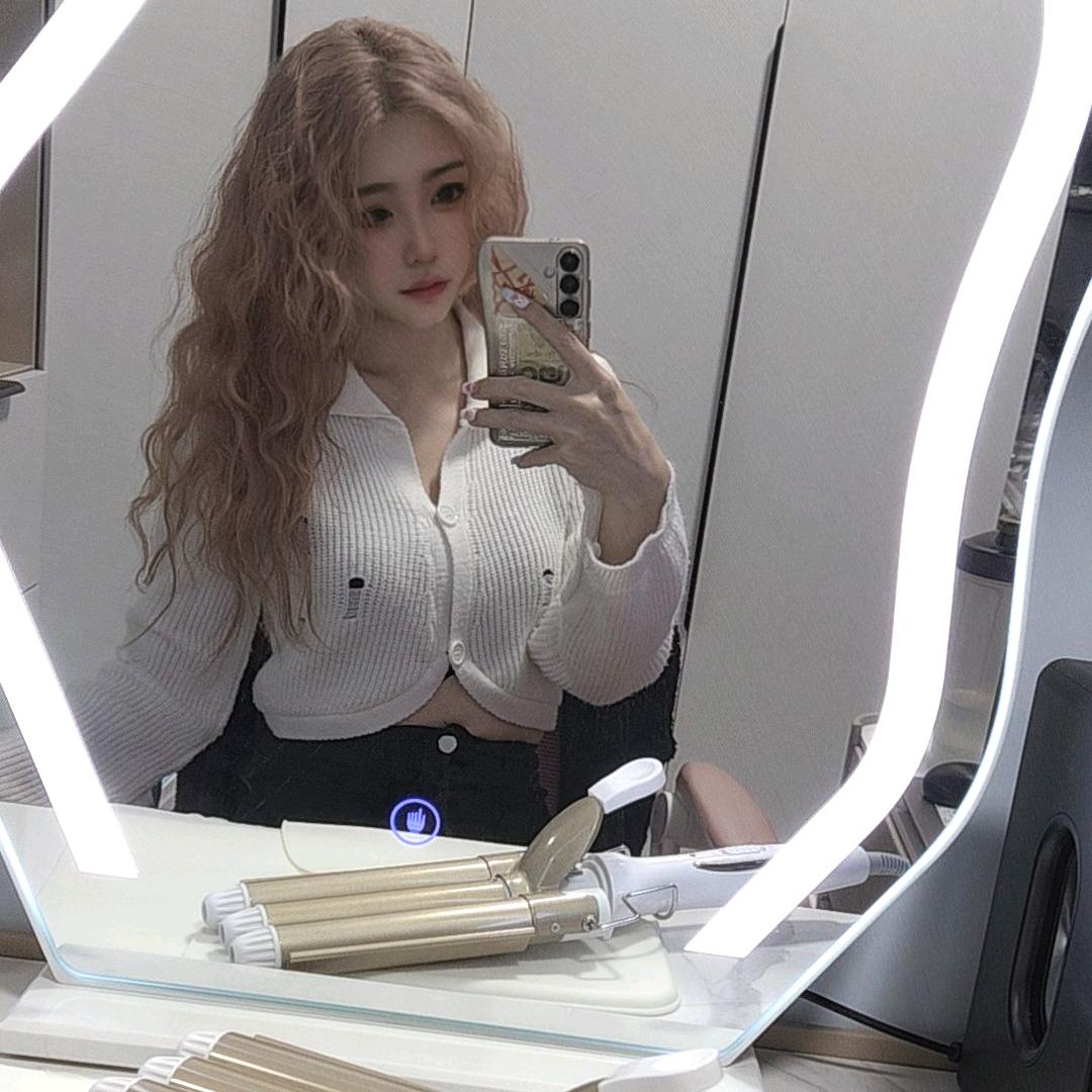 🎠☢.梓瑩🦁(已登船)