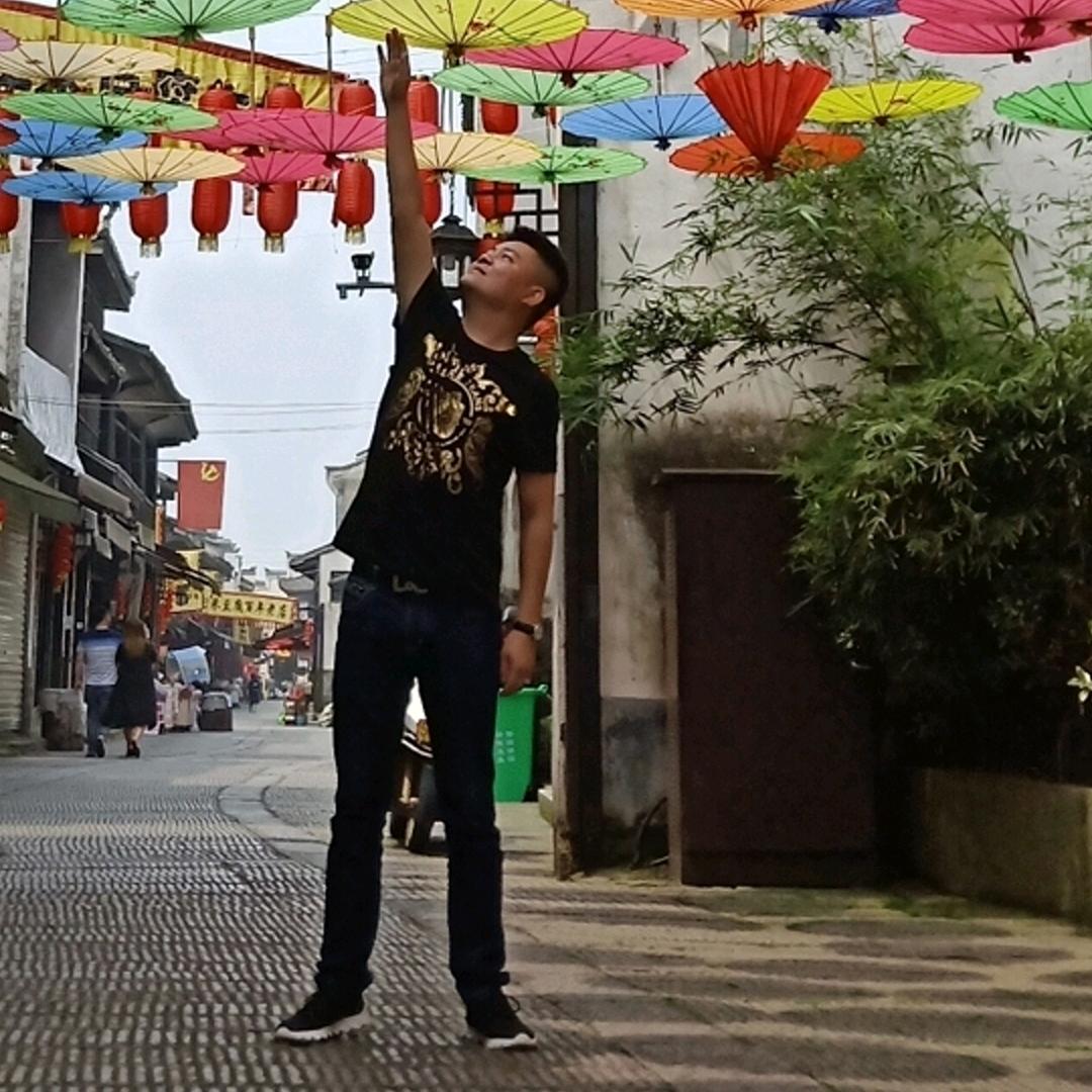 吴俊文