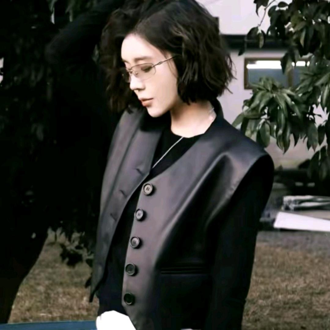 二姨TTS(精致穿搭)