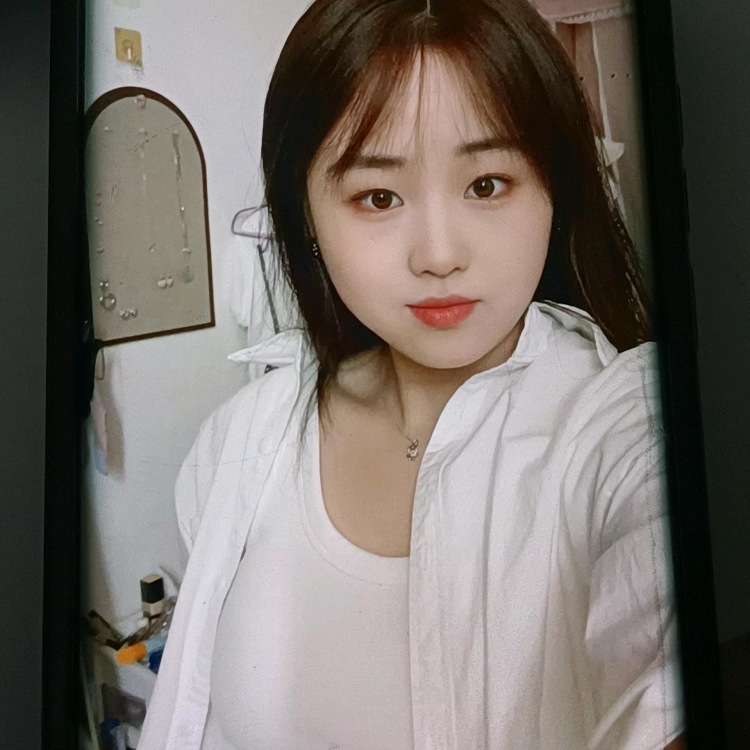 小新单身🐶聊就茴