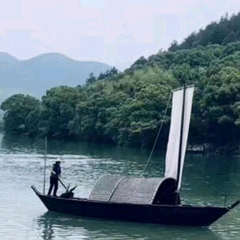 明黎