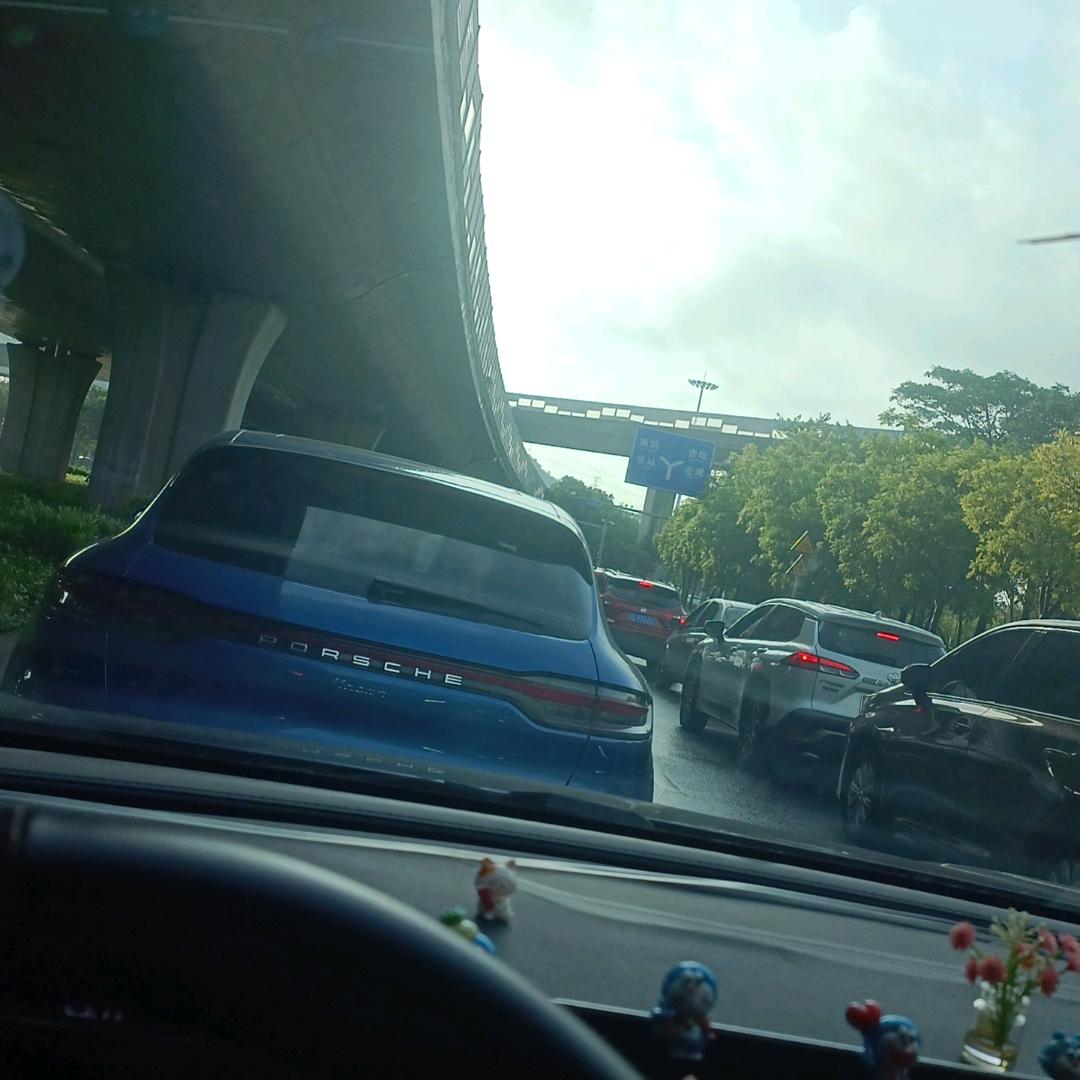 云南♥单身♥小何