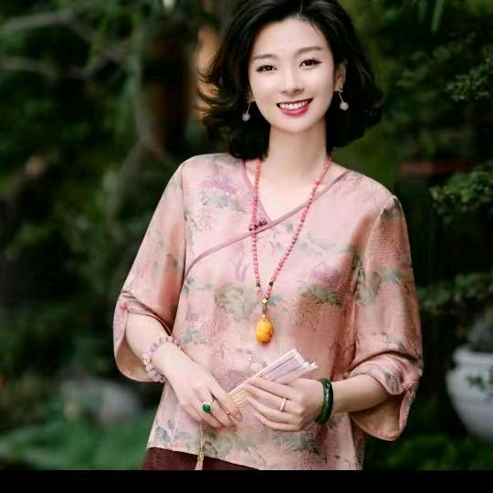 西子小老板娘轻奢高端女装