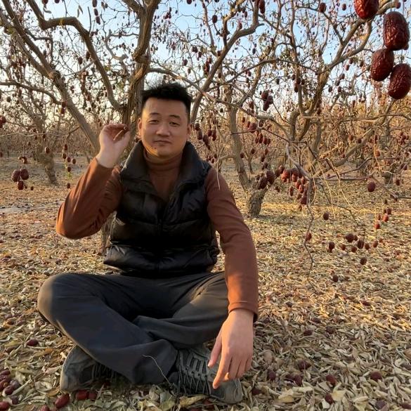 小龙在新疆梁田宝地