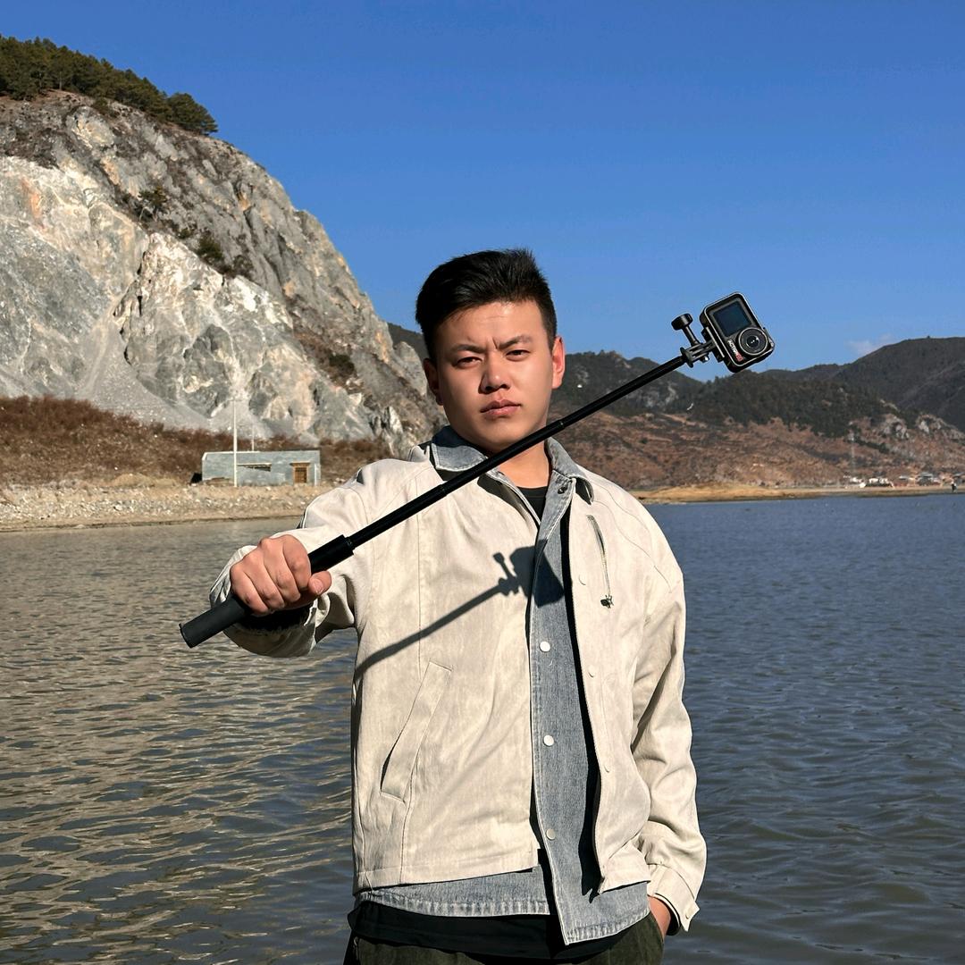松梓童