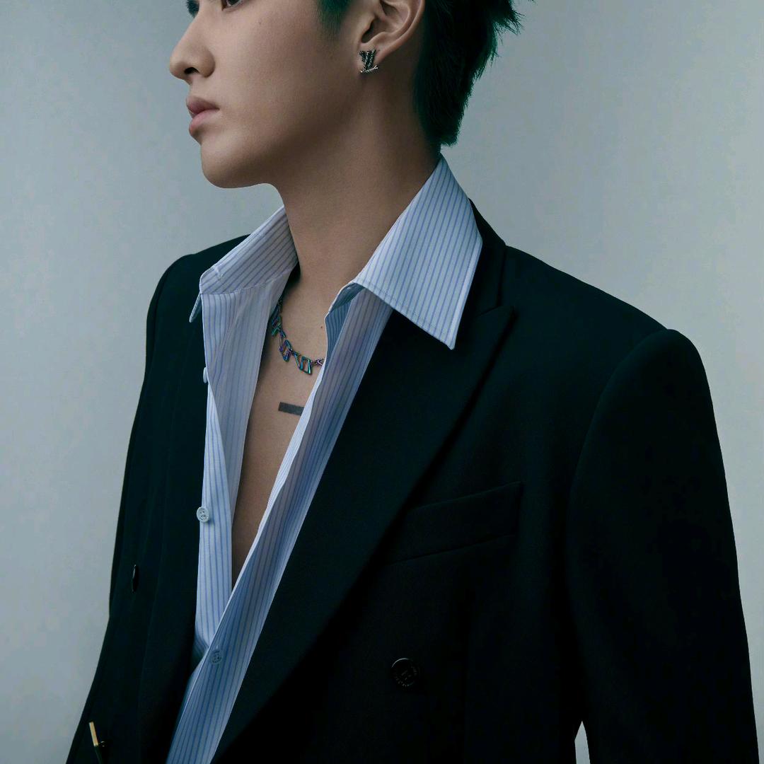 Kriswu_1106