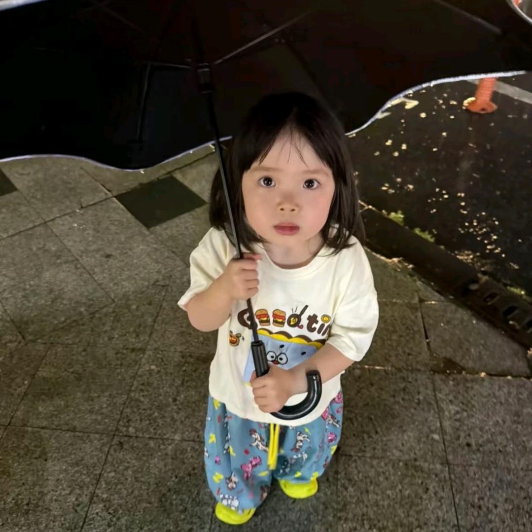 小咩爱荔枝