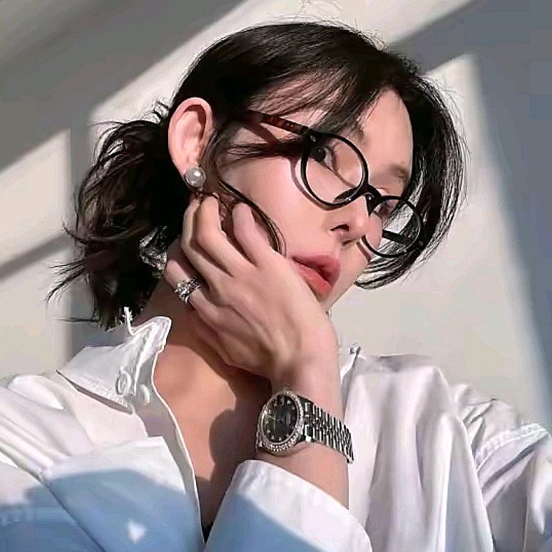 侯點點❤爆款穿搭分享