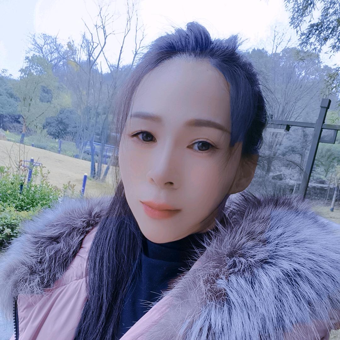 莉莉.💋