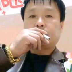 单身的人都有故事，