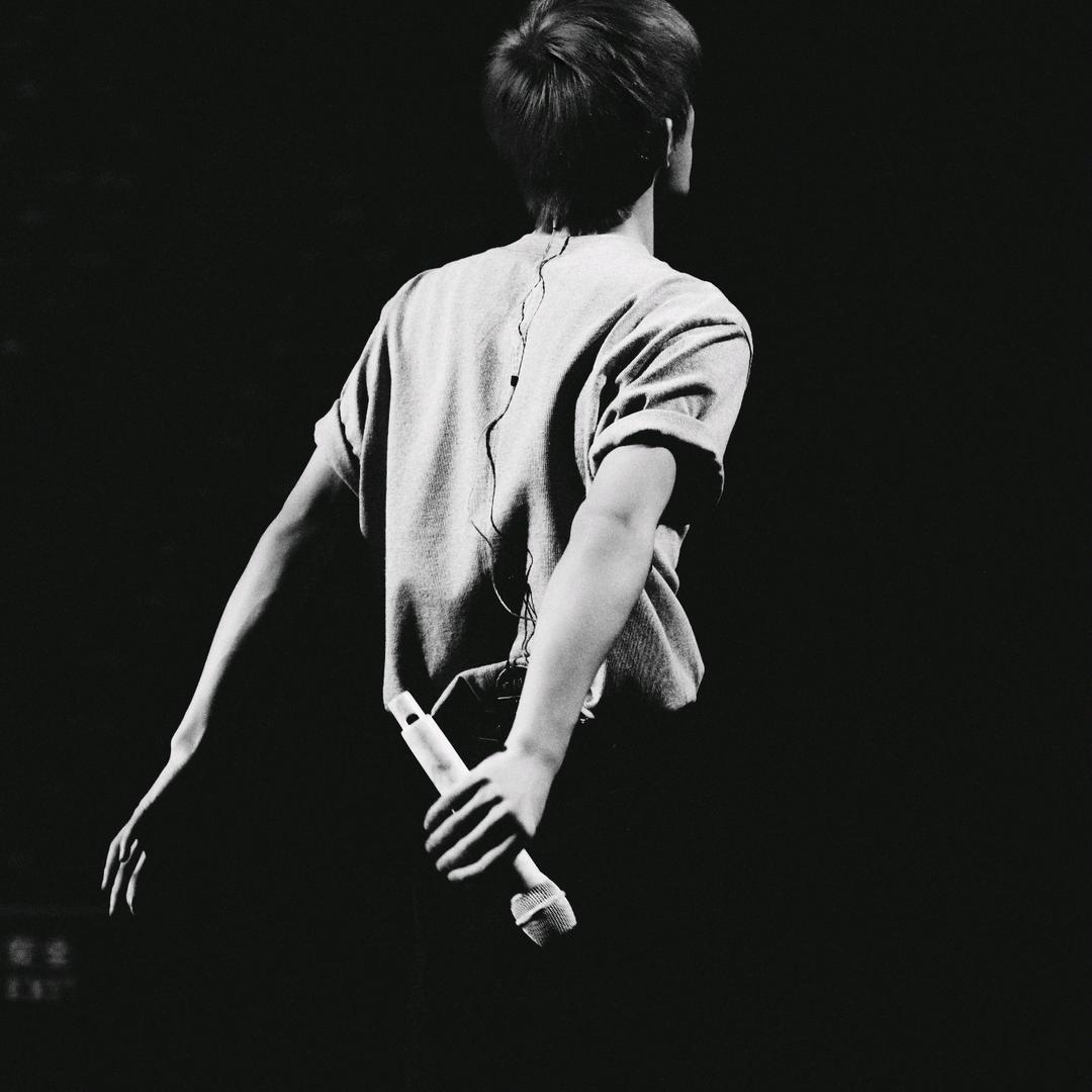𝑨𝒓𝒊𝒆𝒍𝒍𝒆.