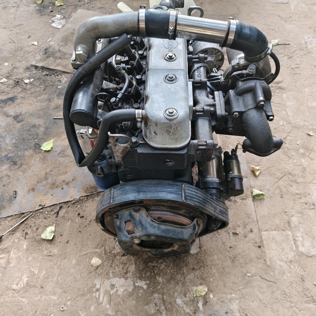 吕哥专脉柴油机，小马力改多缸，四驱