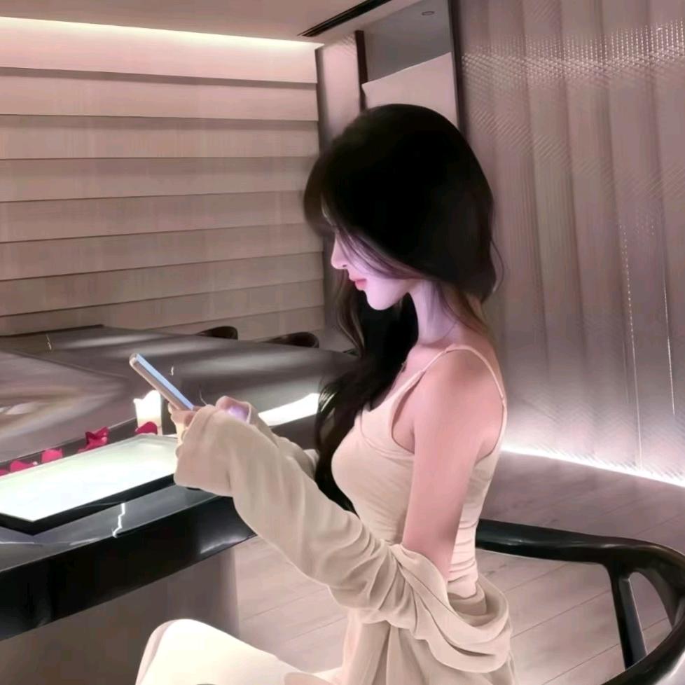 祢的杏仁璐.