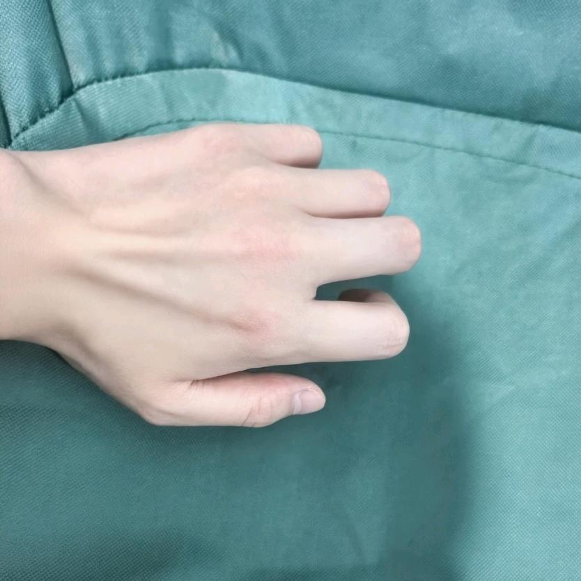 ofjfiiendn头像