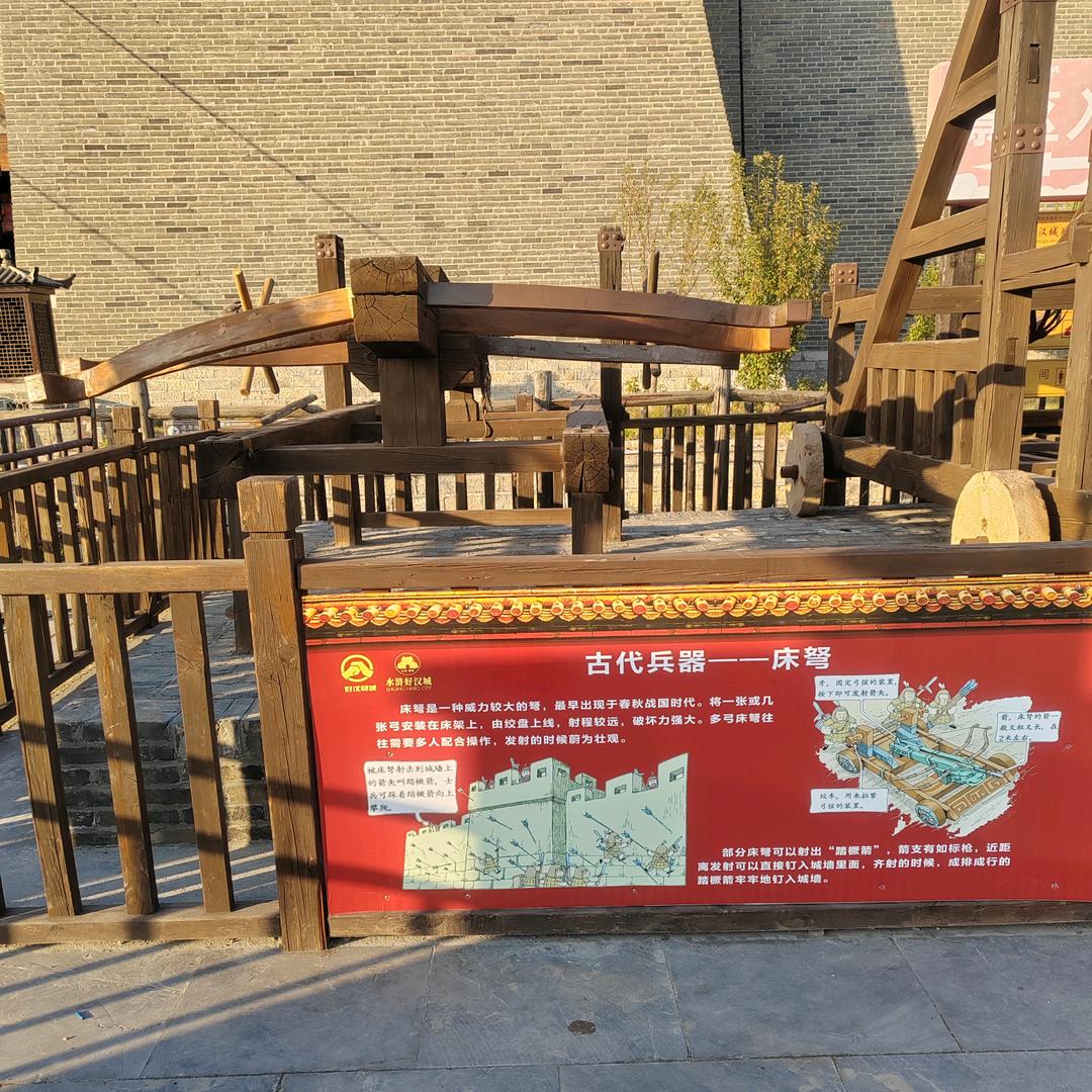 李宁。