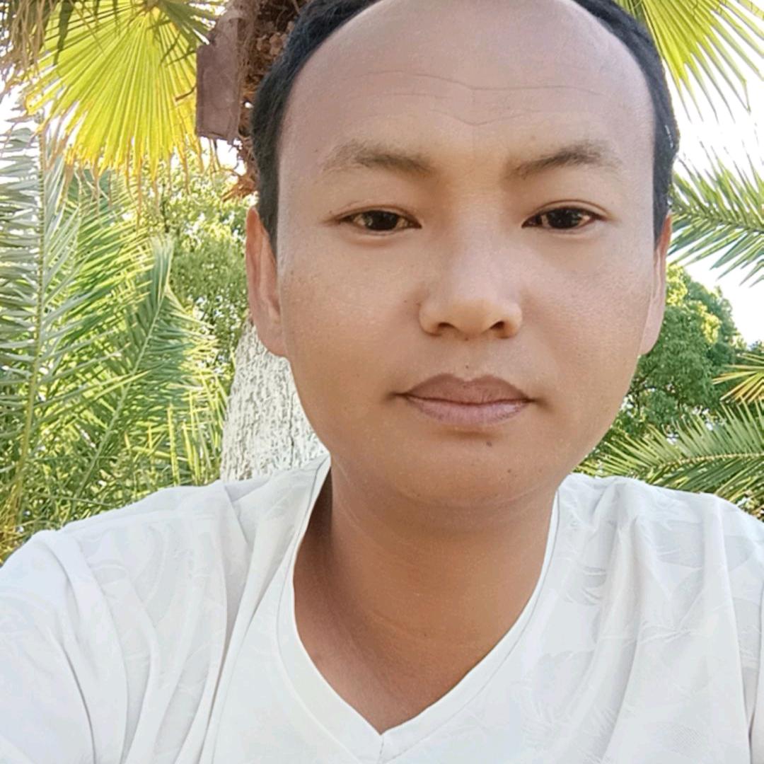 江湖一杯酒，喝完在挣扎。